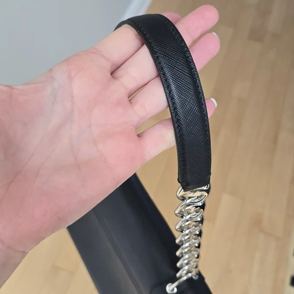 Ferragamo Handbag - Picture 12 of 17